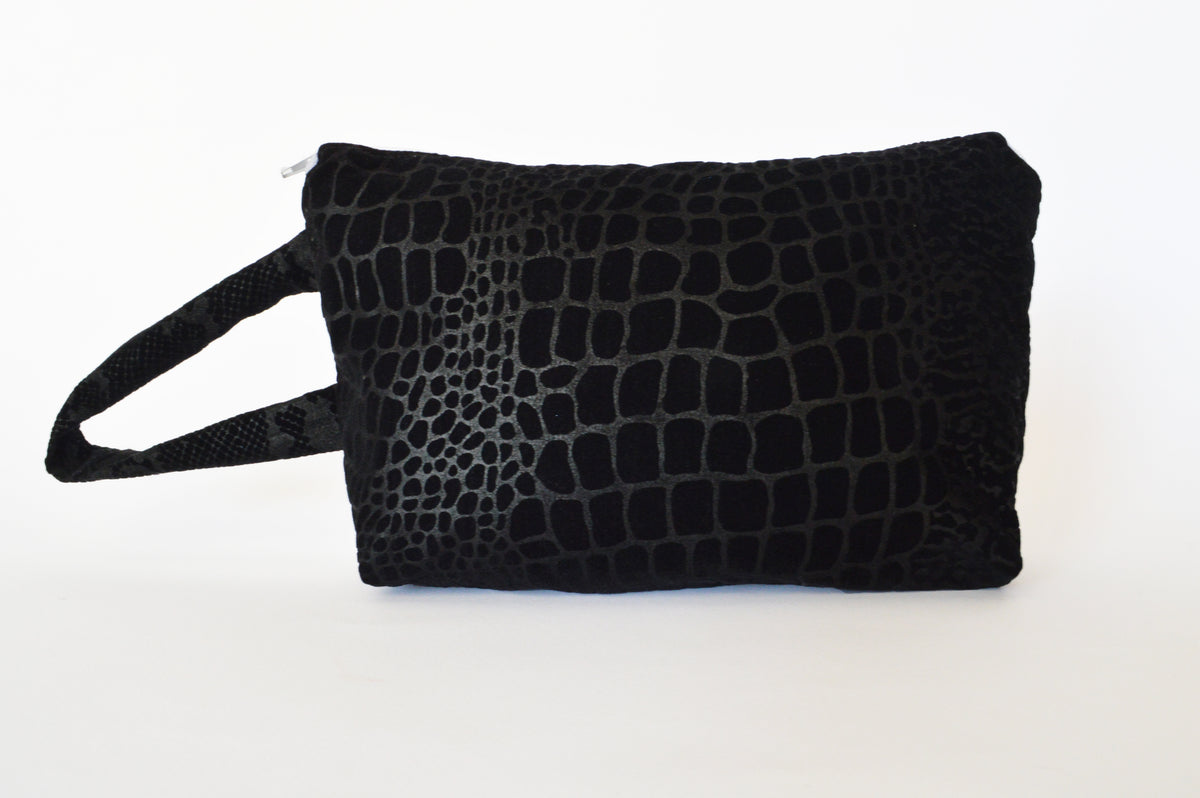 Alicia Pouch