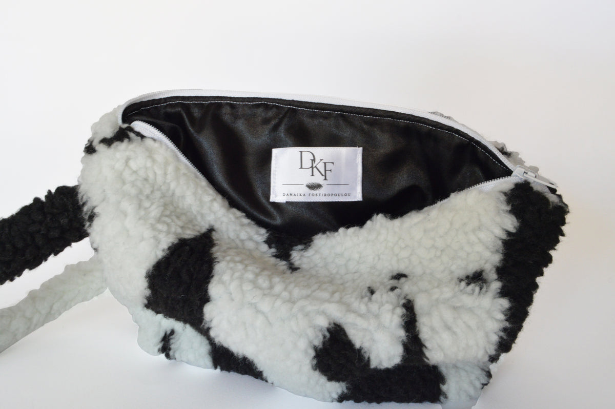 Clara Pouch