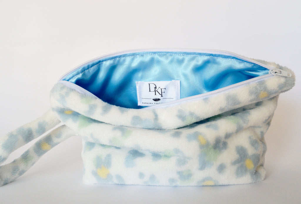 Flora Pouch